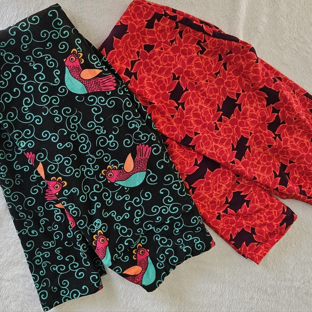 ❤️3/$12 Lularoe Colorful Bird and Floral Patterned Legging Set Of 2